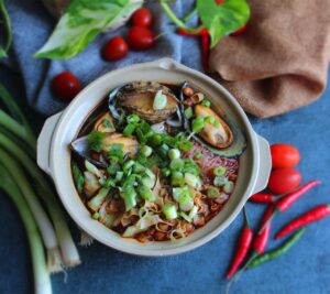 紙皿でおしゃれに盛り付けるおせちのアイデアは？